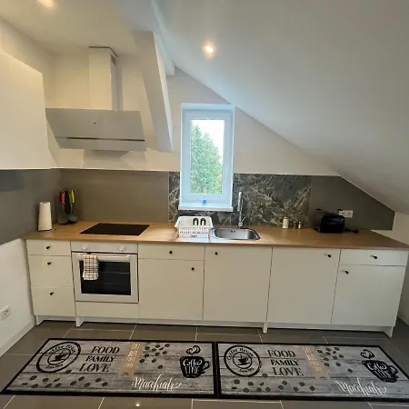 Apartment Uebernachtung By Tag Staufenberg (Lower-Saxony)